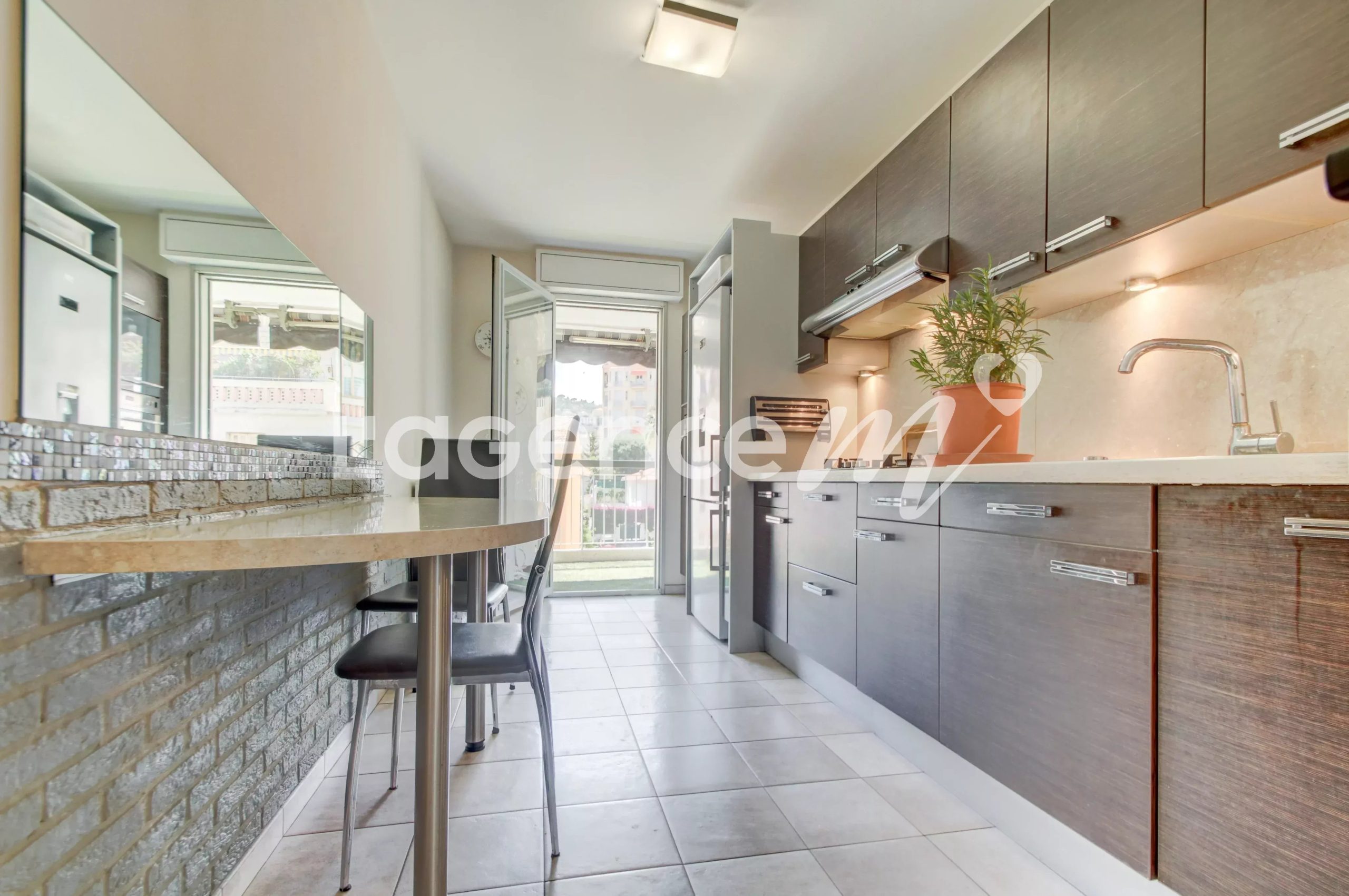 4f6d92248fb3d0480e7ffc052f8c5170_861124c071_4096-original