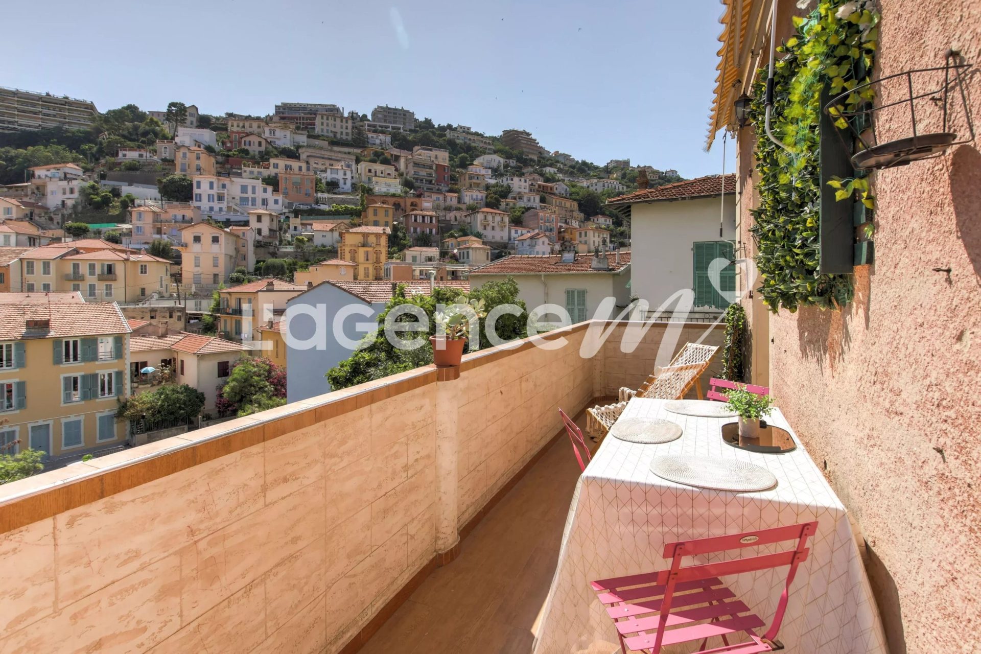 7be462dc009457fdc9f7e575853abeec_937b29e93d_4096-original