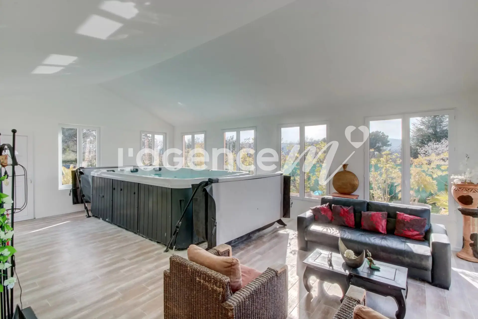 c55207ab736820b24c2889289ccc8010_09eaeae460_4096-original