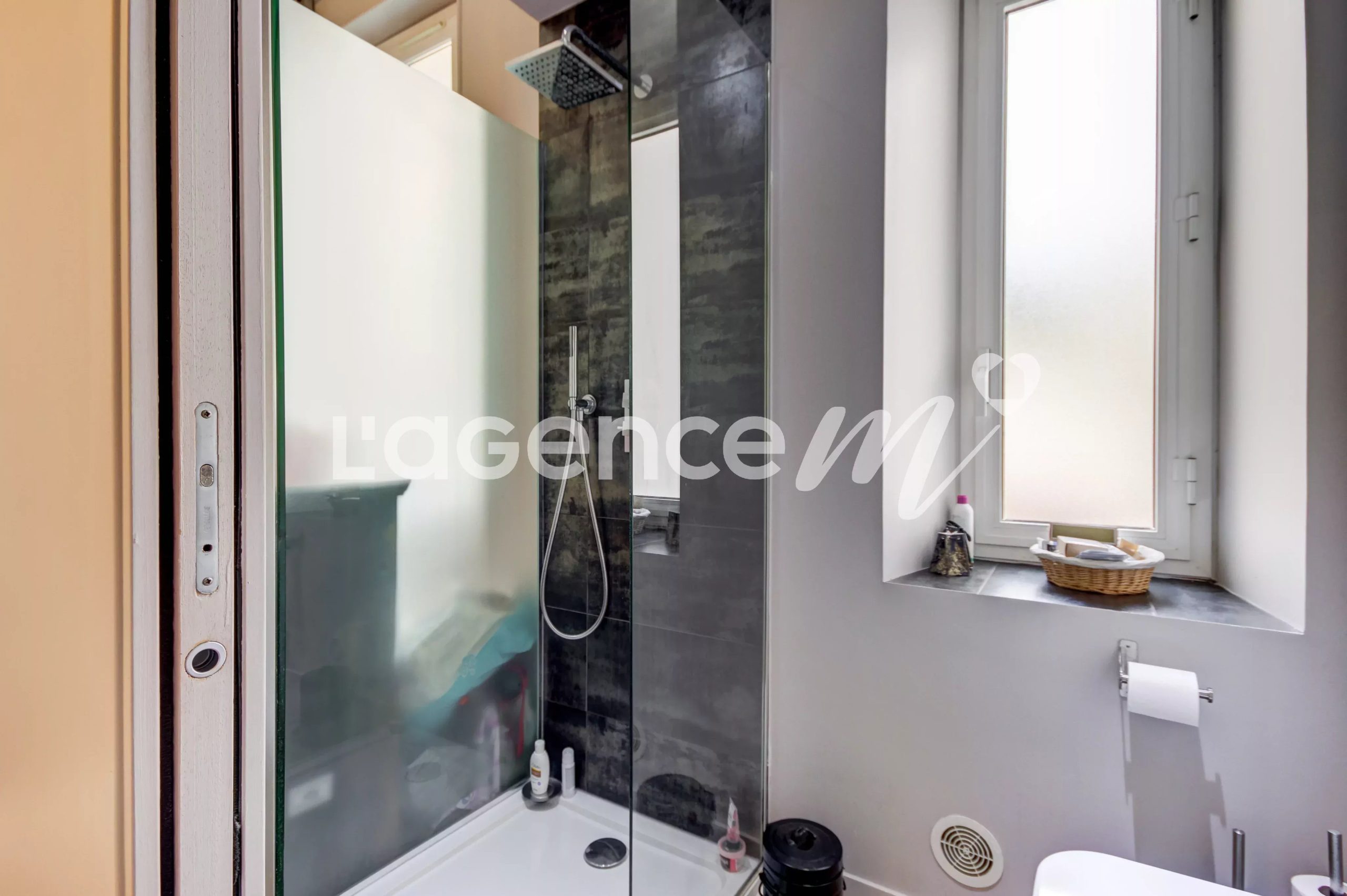 e29b15f283a4be55d8820690db576372_6dacda3595_4096-original