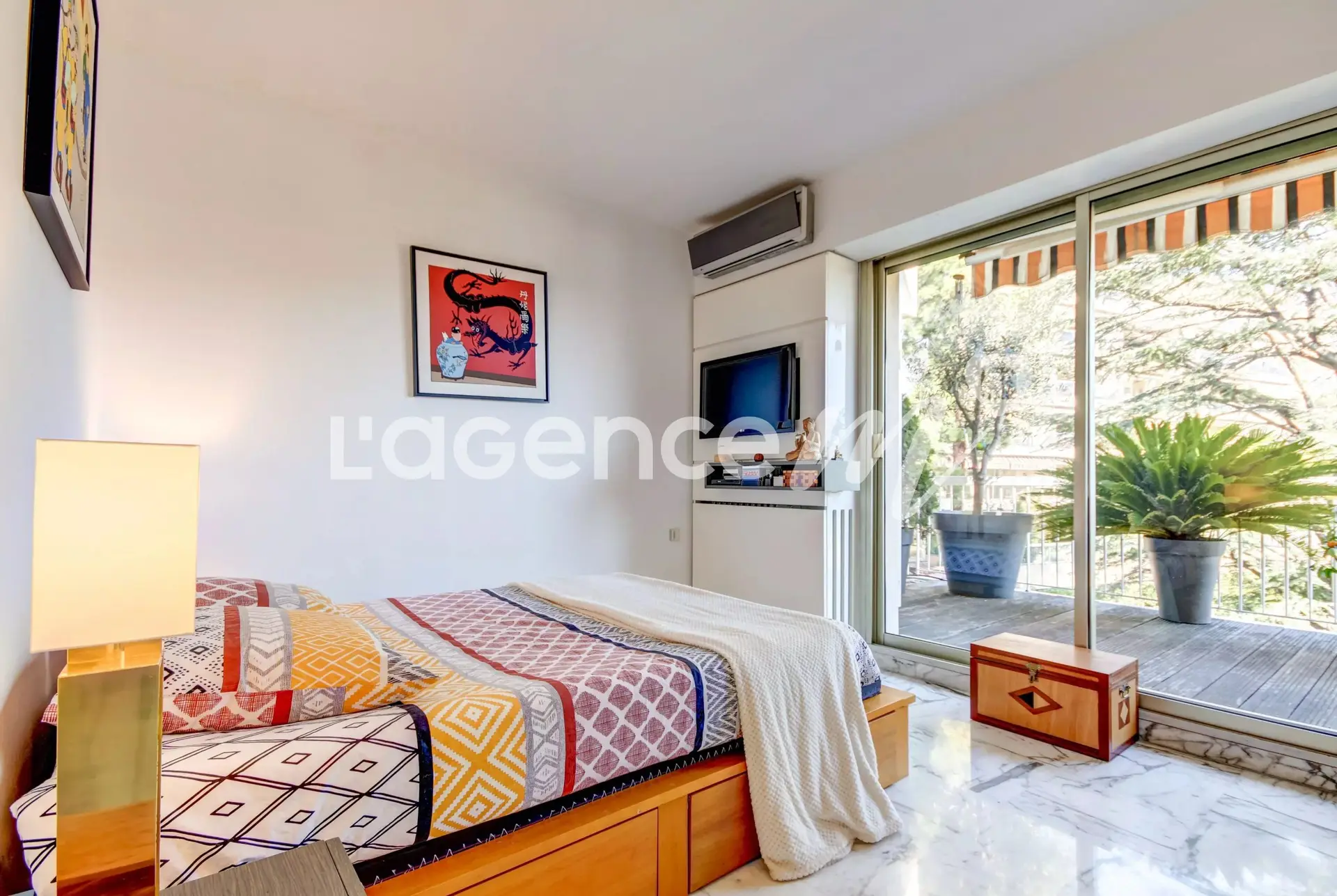 e930363878648f6cc15884377410e552_73ef047b63_4096-original